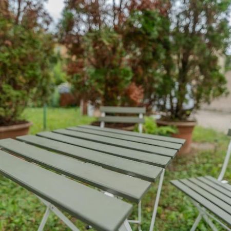 Wohnung Naehe Stadtzentrum Mit Wohnzimmer Und Kueche Coblenza Esterno foto